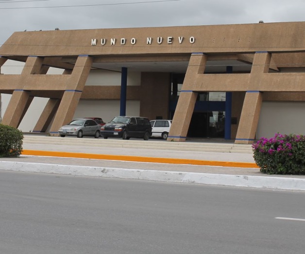 Recibirán documentospara aspirantes a becas