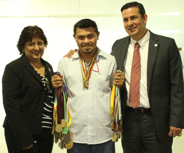 Atleta Daniel Rodríguez pide apoyo al Congreso