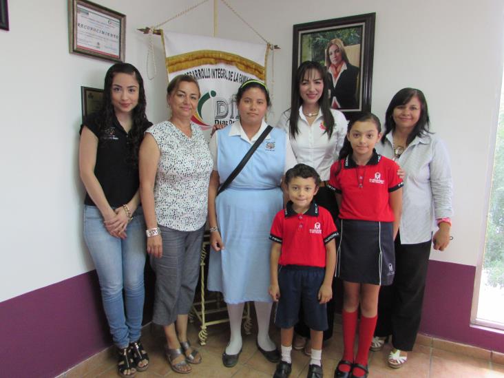 Destaca Díaz Ordaz en el estatal de dibujo Destaca Díaz Ordaz en el estatal de dibujo