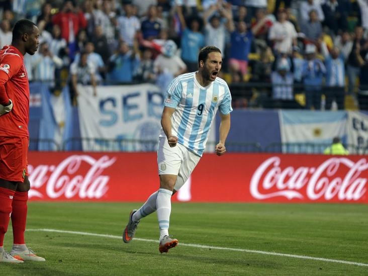 Argentina sufre para vencer a Jamaica Argentina sufre para vencer a Jamaica