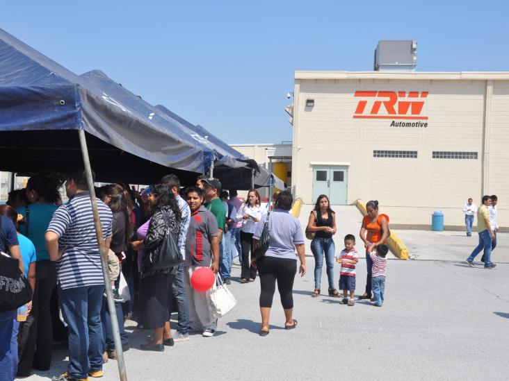 Ofrece Profedet asesoríaa trabajadores de TRW Ofrece Profedet asesoríaa trabajadores de TRW