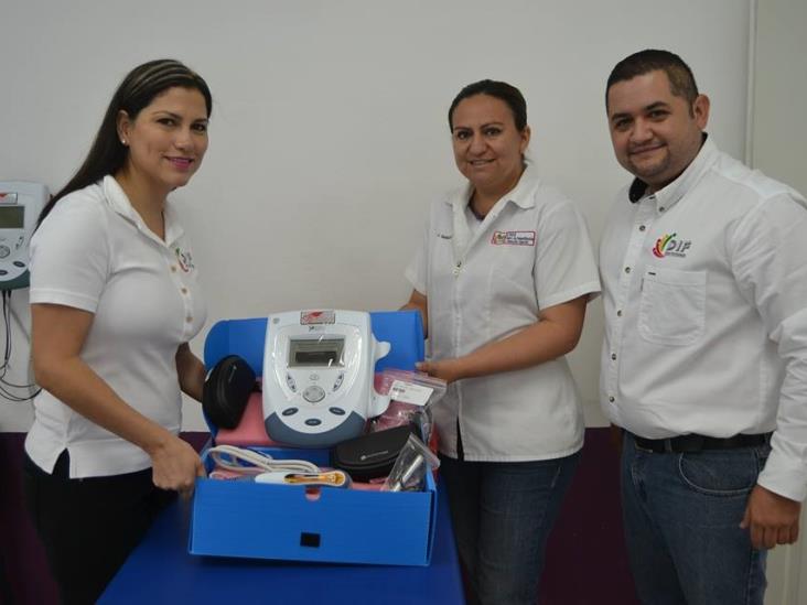 Entrega DIF equipo a unidad básica de rehabilitación Entrega DIF equipo a unidad básica de rehabilitación