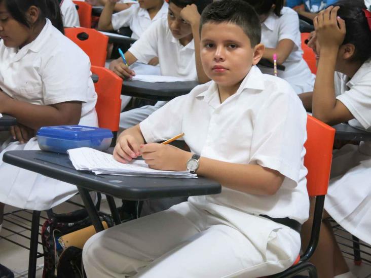 Alumno destacadoquiere ser pediatra Alumno destacadoquiere ser pediatra