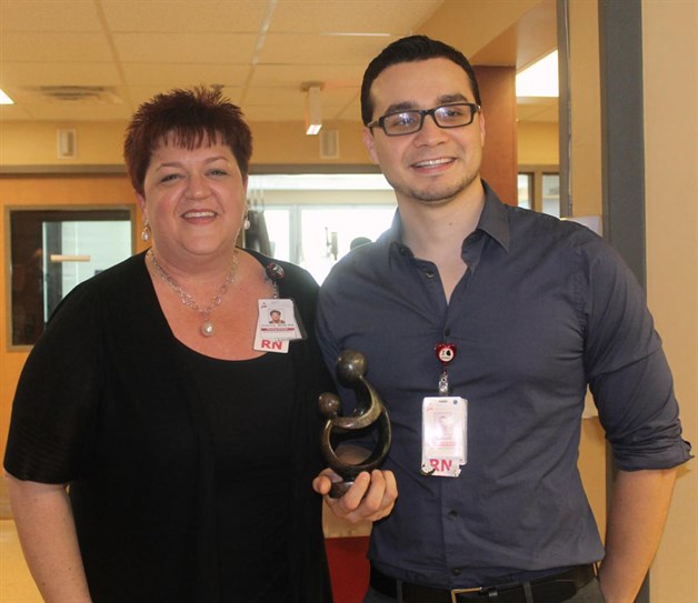 Reconocen excepcional labor de las enfermeras