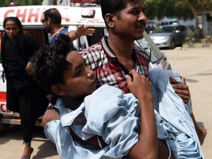 Mueren mil 242 por calor en Pakistán Mueren mil 242 por calor en Pakistán