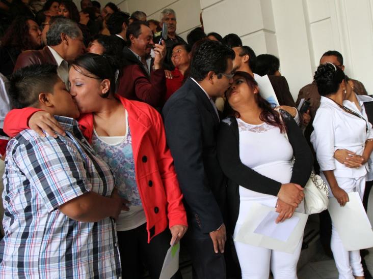Piden a Peña Nieto eliminar bodas gay Piden a Peña Nieto eliminar bodas gay