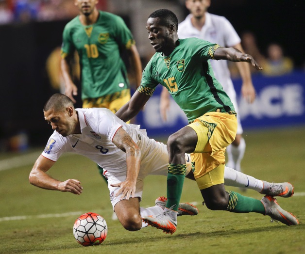 Jamaica vence 2-1 a EUA y avanza a final de Copa Oro