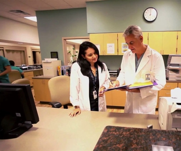 Acreditan a hospital como centro de cáncer Acreditan a hospital como centro de cáncer