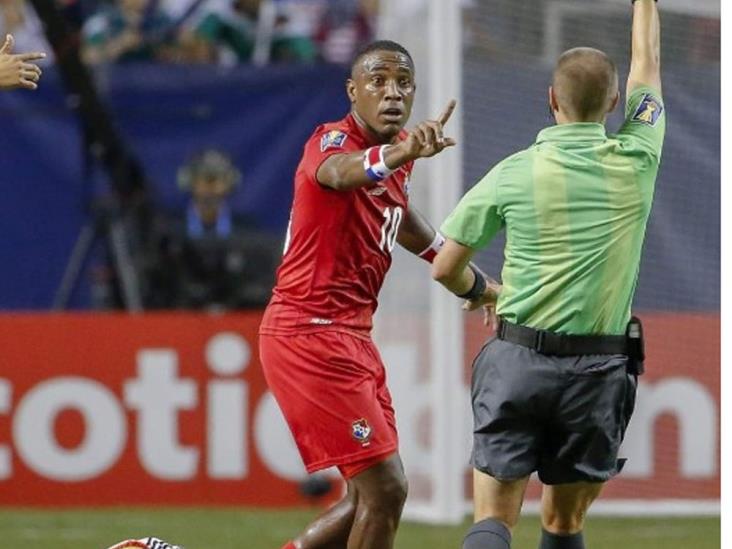 Encara la CONCACAF problema por arbitraje Encara la CONCACAF problema por arbitraje