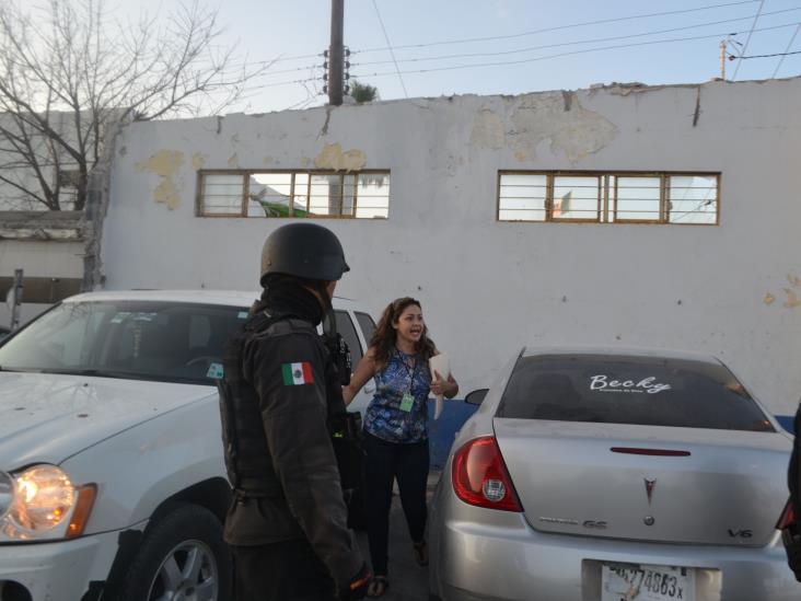 Conduce a exceso de velocidad y enfurece la detengan Conduce a exceso de velocidad y enfurece la detengan