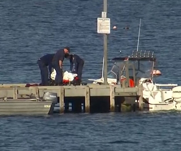 Mujer ve como un tiburón ataca y ultima a su padre