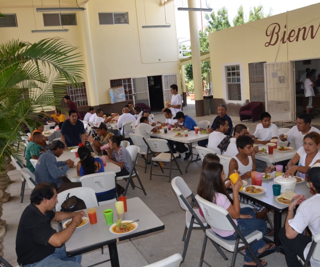 Gastan 2 mdp en boletospara regresar migrantes