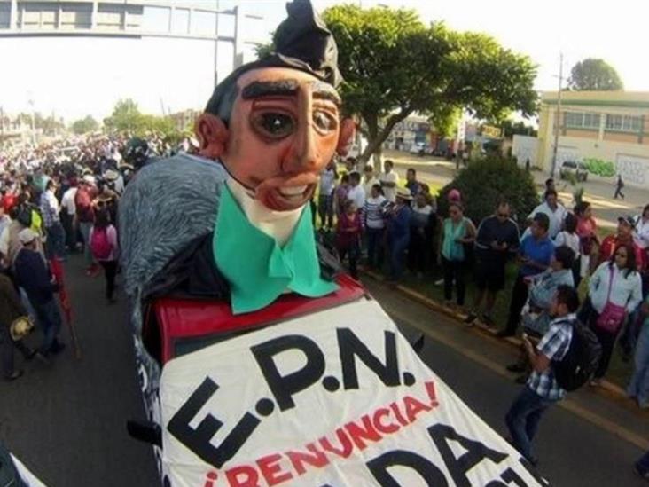 Protesta CNTE en Zócalo de Oaxaca Protesta CNTE en Zócalo de Oaxaca
