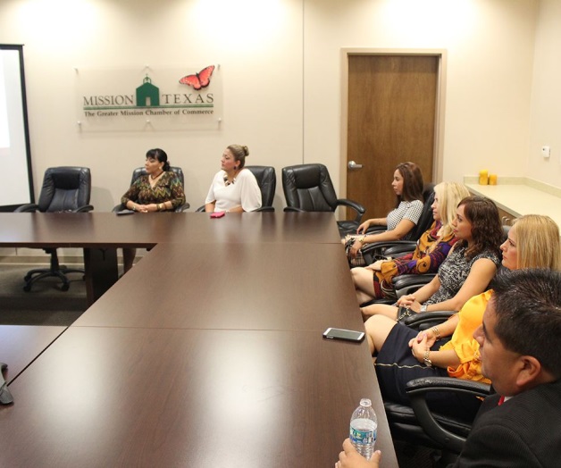 Imparten taller informativo para pequeños negocios Imparten taller informativo para pequeños negocios