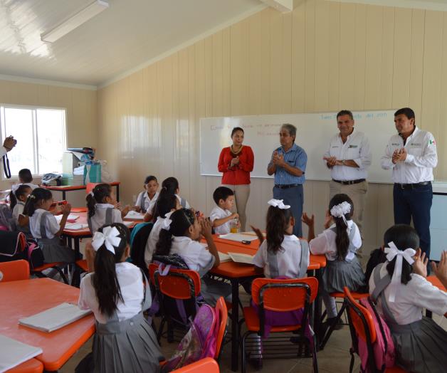 En funcionamiento escuela primaria en Fracc. Satélite