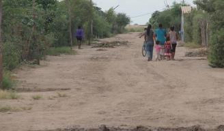 Rodríguez advierte que tienen un problema grave en poblados como Miguel Alemán, y en otros municipios como Guaymas, Empalme y Nogales. Por eso, pide la intervención de las autoridades federales, desde la PGR hasta el DIF nacional, para su investigación. F