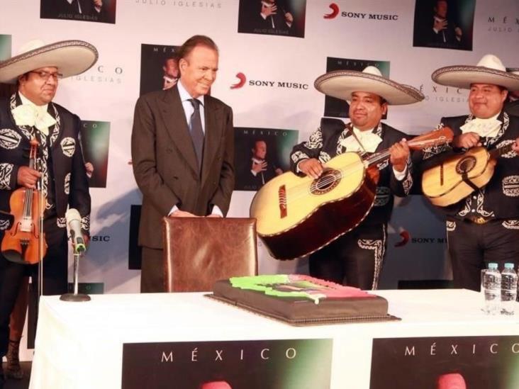 Julio Iglesias se despide con México Julio Iglesias se despide con México