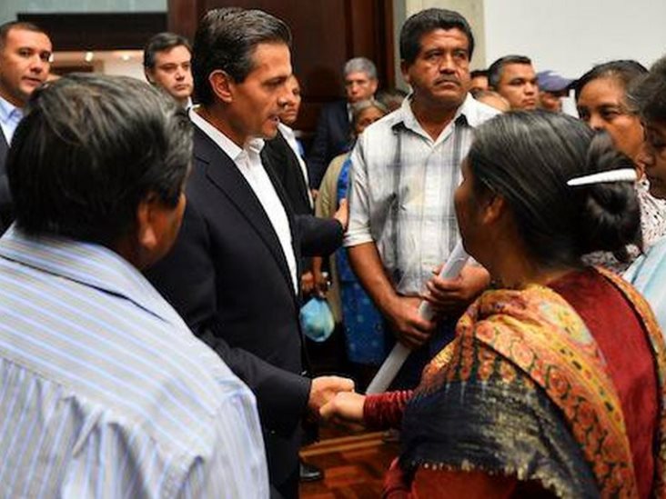 Ordena Peña integrar grupo especial por caso Ayotzinapa Ordena Peña integrar grupo especial por caso Ayotzinapa