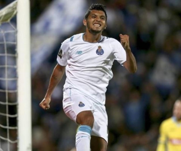 Anota Tecatito en empate del Porto