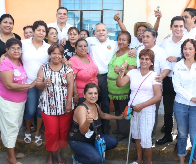 Gobierno coordina esfuerzos para reconstruir el tejido social