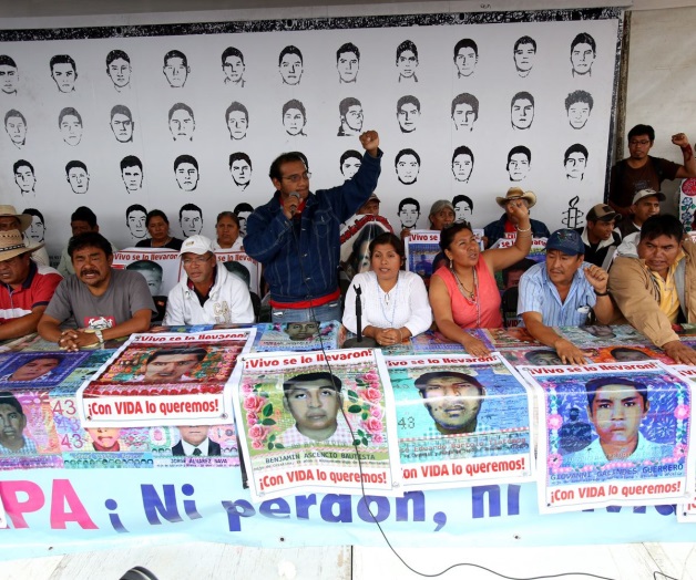 Defensor alega represión y amenazas. Piden búsqueda sin Sedena y PF