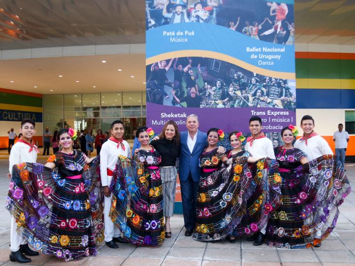 RESPALDO TOTAL AL TALENTO LOCAL EN EL FIT 2015 RESPALDO TOTAL AL TALENTO LOCAL EN EL FIT 2015