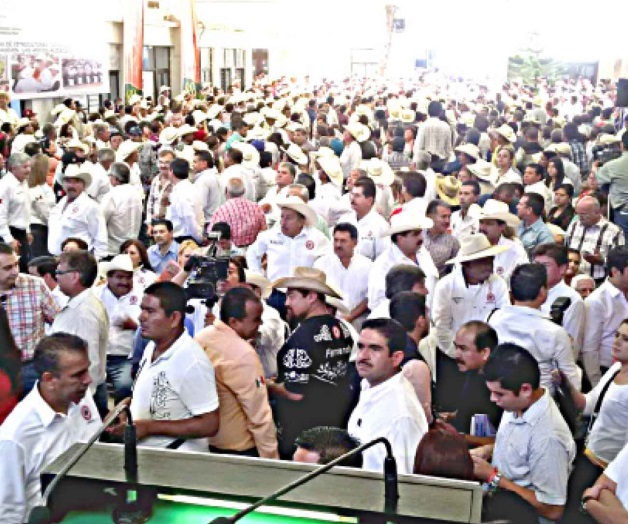 Les urgen apoyos… sólo discursos