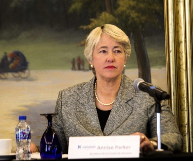 Destacan valor de migrantes en Texas