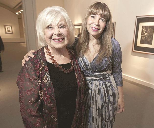 Rinde merecido homenaje Rinde merecido homenaje