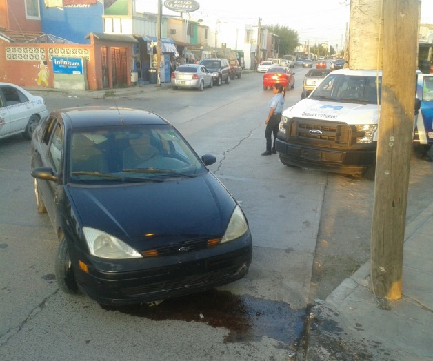 Impacta contra la banqueta