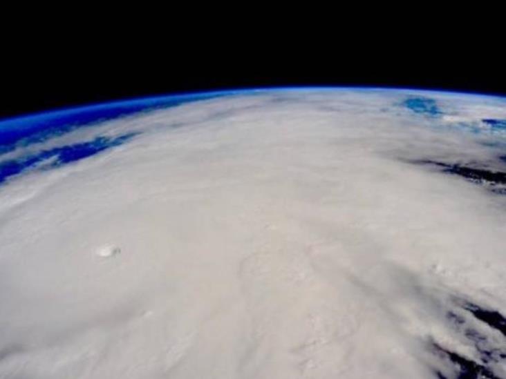 Astronauta capta imagen de “Patricia” desde el espacio Astronauta capta imagen de “Patricia” desde el espacio
