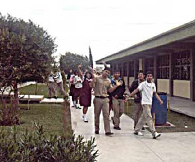 Difunde SEP las sedes para examen a profes