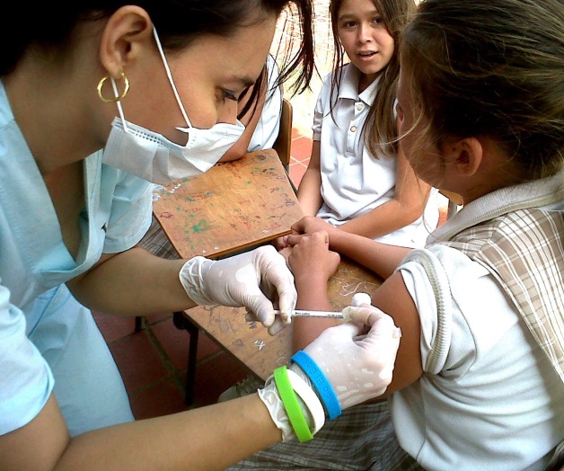Vacuna IMSS niñas contra el papiloma