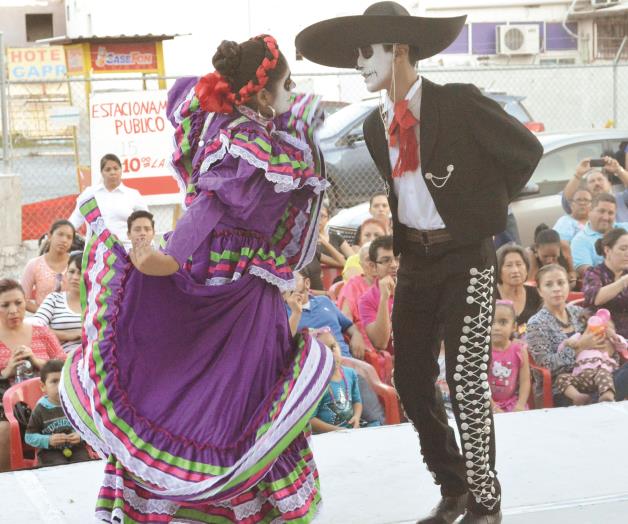 Casa de la Cultura de Reynosa presenta el Primer Festival de Día de Muertos Casa de la Cultura de Reynosa presenta el Primer Festival de Día de Muertos