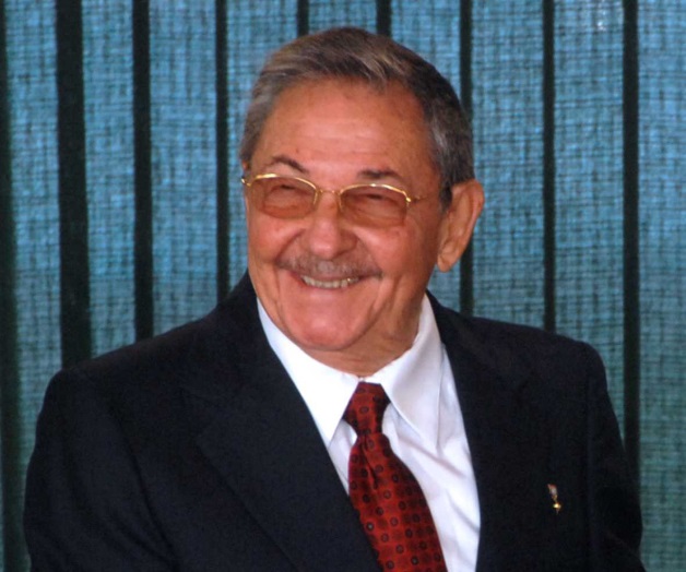 Raúl Castro confirma visita de Estado a México