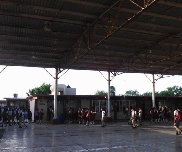 Confeccionarán uniformes en propio taller de escuela