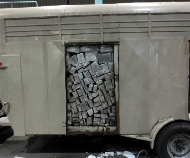 Remolcan caballos... y droga en Juárez