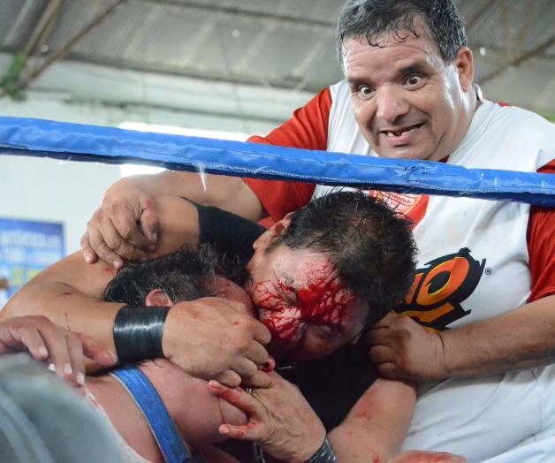 Apuesta insólita de cabelleras Apuesta insólita de cabelleras