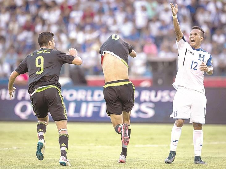 Jürgen Damm feliz con su gol Jürgen Damm feliz con su gol