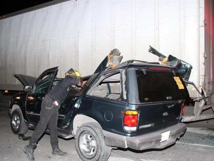Muere otra víctima de choque con tráiler Muere otra víctima de choque con tráiler