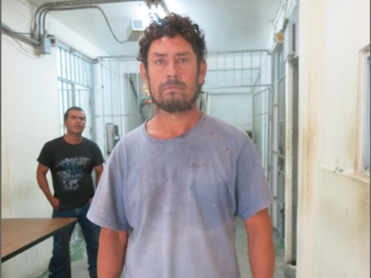Cae por borracho y resulta con ficha Cae por borracho y resulta con ficha