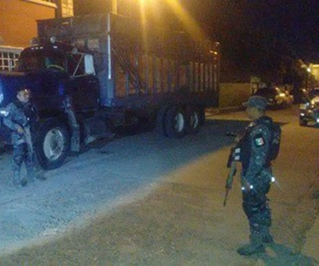 Intercepta Gendarmería a 37 centroamericanos y, a “Pollero”
