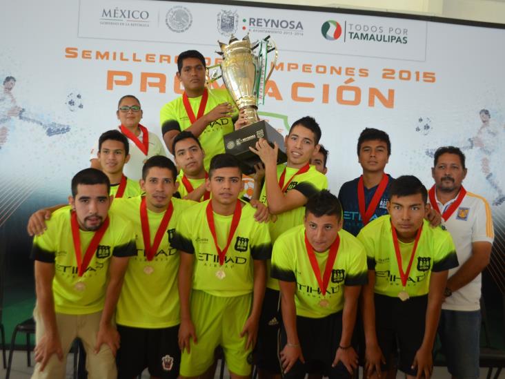 Deportivo Ampliación Delicias levanta el título Deportivo Ampliación Delicias levanta el título