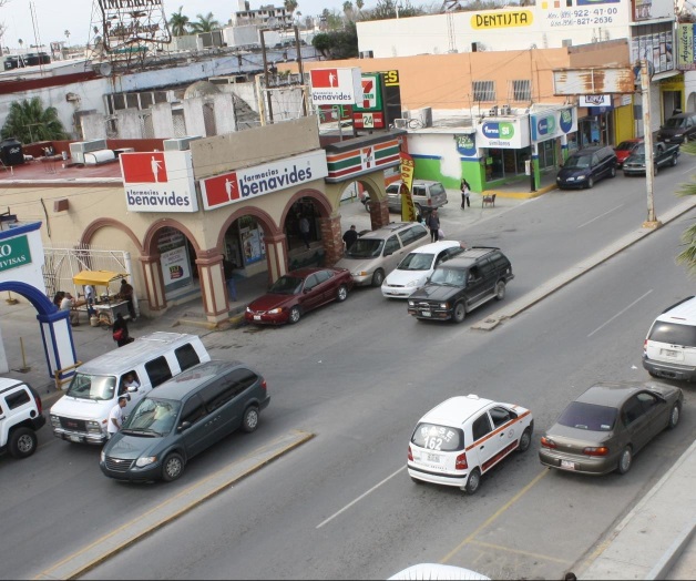 Denuncian robos de placas en dos colonias