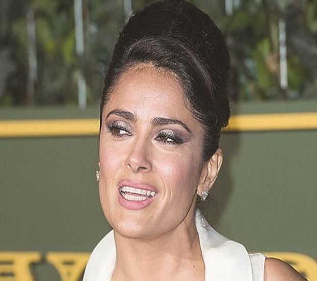 Salma Hayek ‘roba’ cámara Salma Hayek ‘roba’ cámara