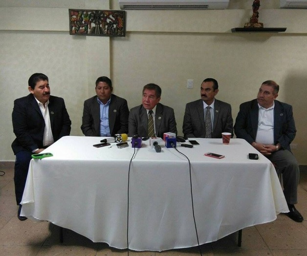 Anuncian construcción de una clínica oftalmologica