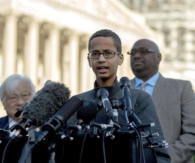 Exige alumno arrestado por reloj 15 mdd