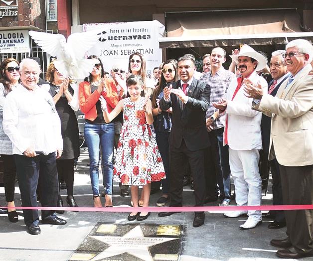 Realizan homenaje a Joan Sebastian Realizan homenaje a Joan Sebastian