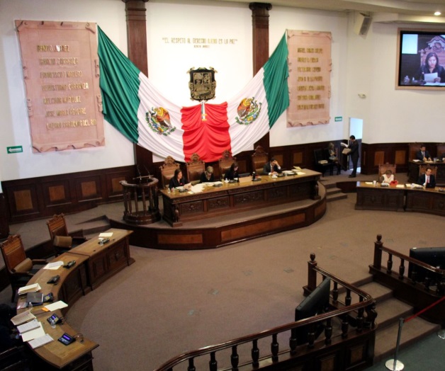 Aprueba Coahuila pensión a amantes