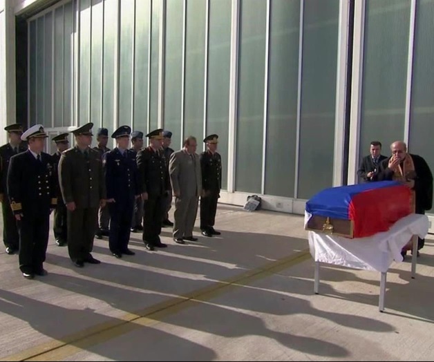 Recibe Rusia cadáver de piloto